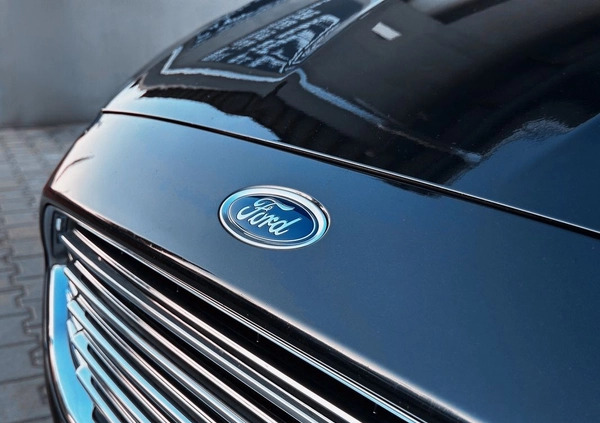 Ford Mondeo cena 56300 przebieg: 206575, rok produkcji 2015 z Słubice małe 704